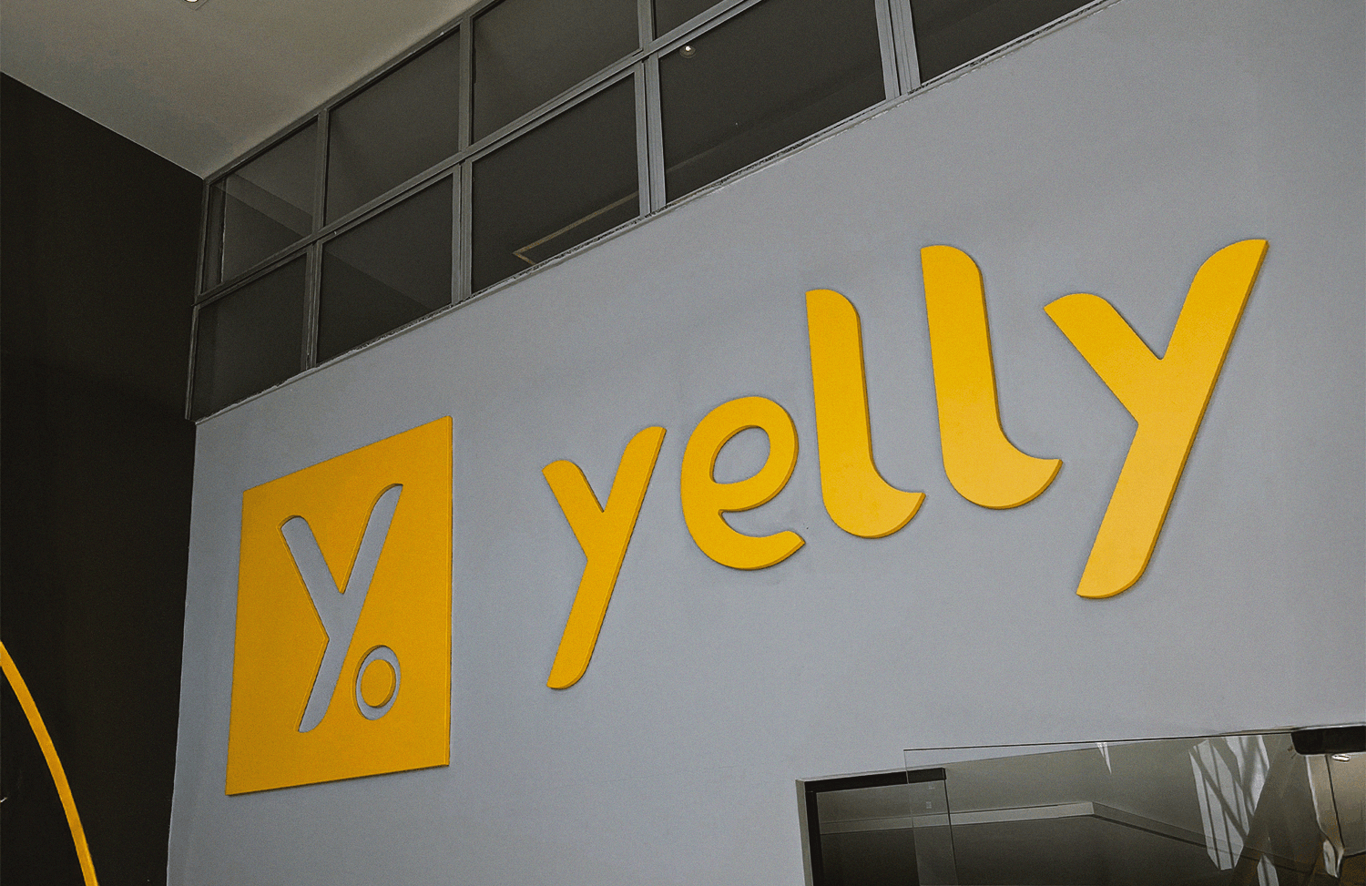 Yelly